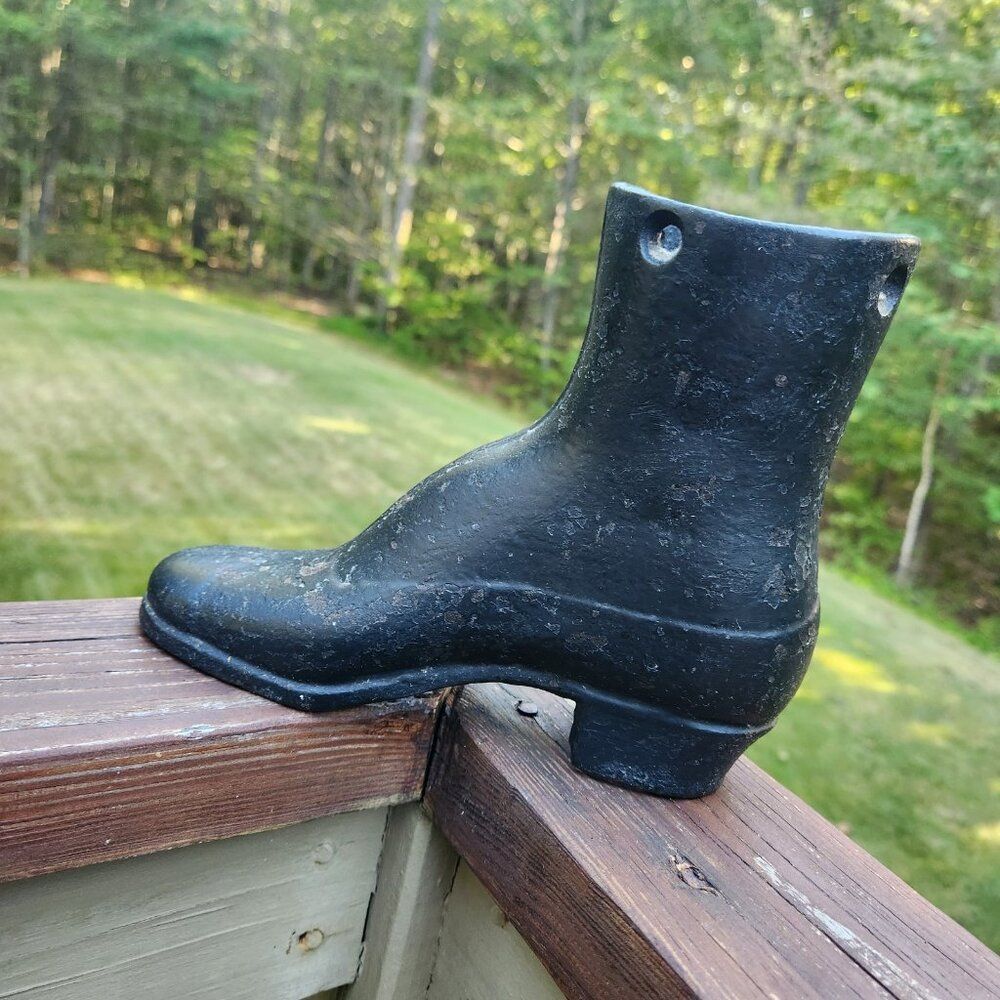 Antique Cast Iron Mens Boot Shoe Mannequin No Buttons RARE Doll Store Display - Picture 8 of 8